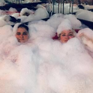 Meet your Posher, Leidis